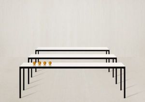 Danerka -  - Table Bureau