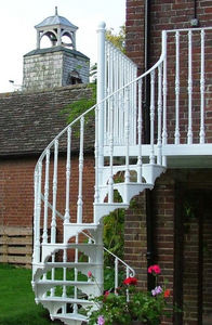 Britannia Architectural Metalwork -  - Escalier Hélicoïdal