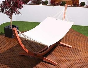 Abode Interiors - outdoor garden bow hammock - Hamac À Barres