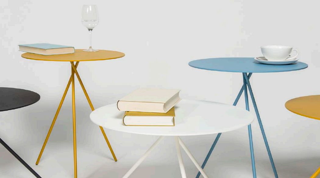 LOURENS FISHER Pedestal table Occasional table Tables and Misc.  | 