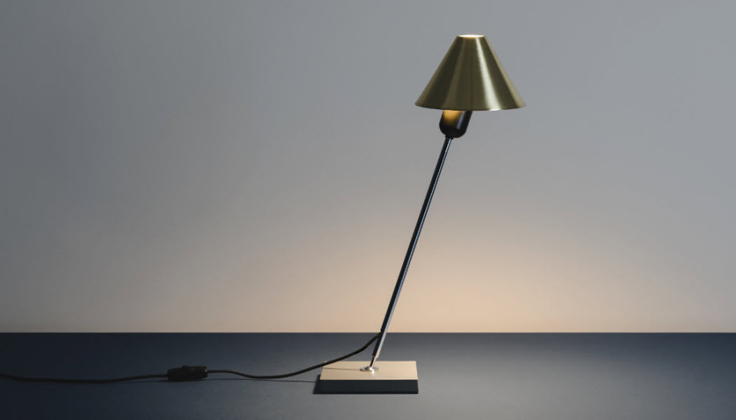 Santa & Cole Table lamp Lamps Lighting : Indoor  | 