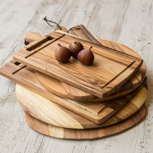 T&G Woodware - £23.99 baroque - Cutting Board