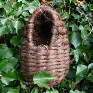 Wildlife world - roosting nest pocket - oval - Birdhouse