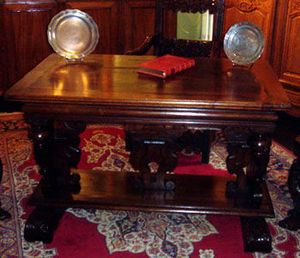 Grand Papa Antiquites - table de milieu - Mesa De Despacho